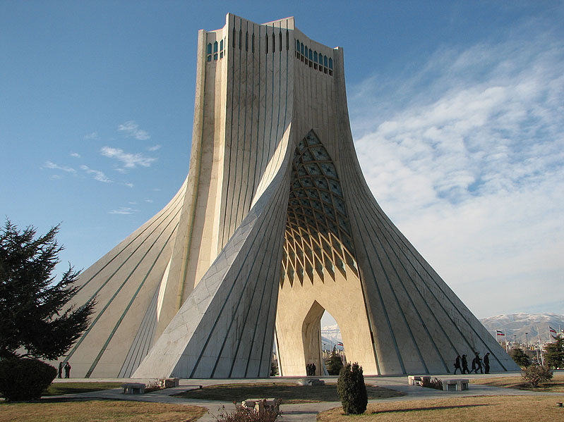 تعطیلی برج آزادی و آموزشگاه های آزاد هنری در ایام سوگواری تعطیلی برج آزادی و آموزشگاه های آزاد هنری در ایام سوگواری