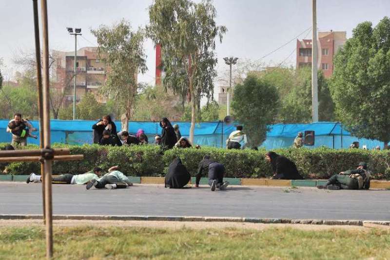 شهدای حادثه تروریستی اهواز زیرپوشش بنیاد شهید قرار می گیرند شهدای حادثه تروریستی اهواز زیرپوشش بنیاد شهید قرار می گیرند