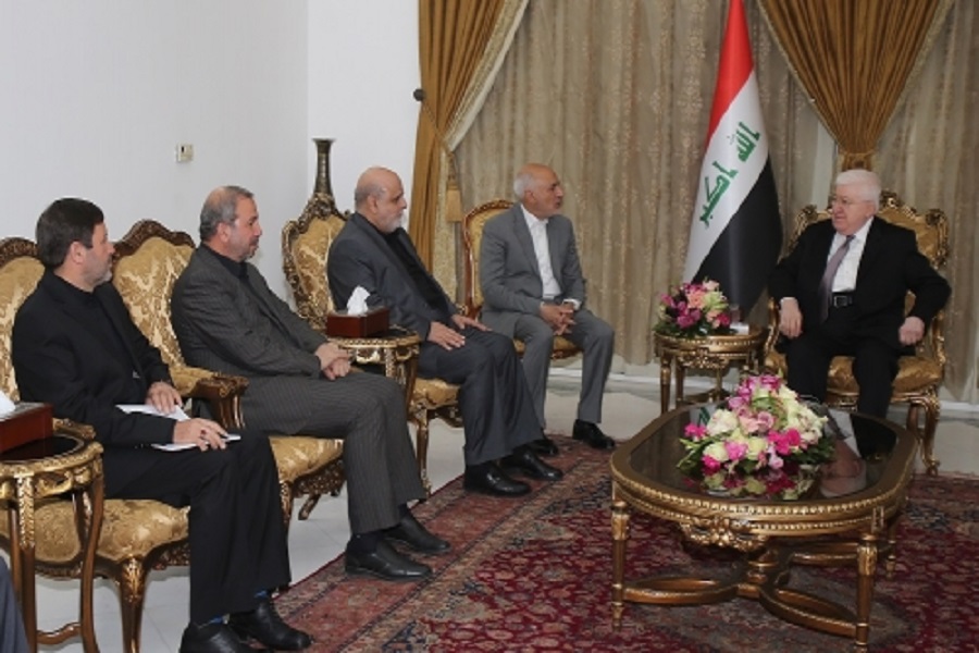 الرئيس العراقي والسفير الايراني في بغداد يبحثان التطورات السياسية وأوضاع المنطقة الرئيس العراقي والسفير الايراني في بغداد يبحثان التطورات السياسية وأوضاع المنطقة