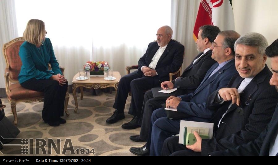 ایرانی وزیر خارجہ اور یورپی یونین کی خارجہ پالیسی کی سربراہ کی نیویارک میں ملاقات ایرانی وزیر خارجہ اور یورپی یونین کی خارجہ پالیسی کی سربراہ کی نیویارک میں ملاقات