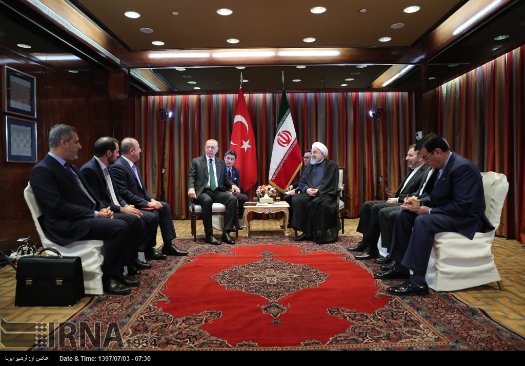 Ruhani: İran ve Türkiye ilişkilerinin geliştirilmesi ve derinleşmesinde bir engel yoktur Ruhani: İran ve Türkiye ilişkilerinin geliştirilmesi ve derinleşmesinde bir engel yoktur