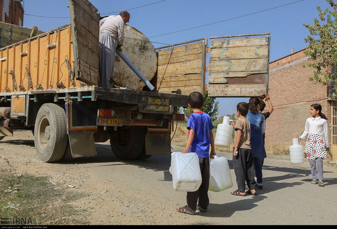 نماینده مجلس: کمبود آب شرب در روستاهای سقز دغدغه جدی است