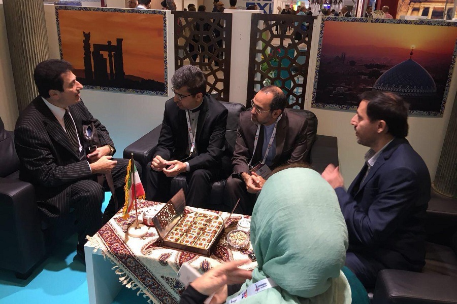 Iran participates in Paris Expo Iran participates in Paris Expo