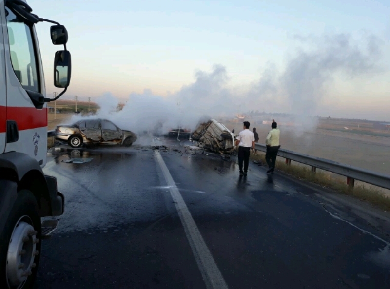 سانحه رانندگي در محور تبريز اروميه 7 كشته برجاي گذاشت سانحه رانندگي در محور تبريز اروميه 7 كشته برجاي گذاشت