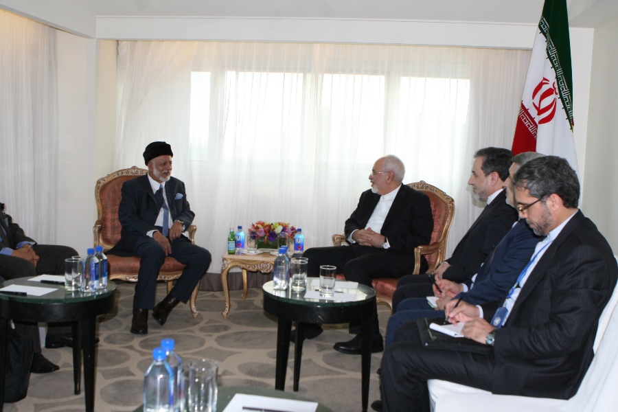 Iran, Oman FMs meet in NY Iran, Oman FMs meet in NY