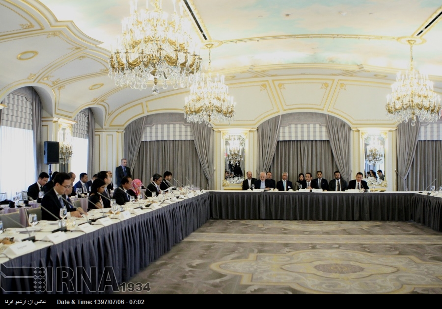 Zarif’in başkanlığında Asya Diyalog Forumu New York’ta düzenlendi Zarif’in başkanlığında Asya Diyalog Forumu New York’ta düzenlendi