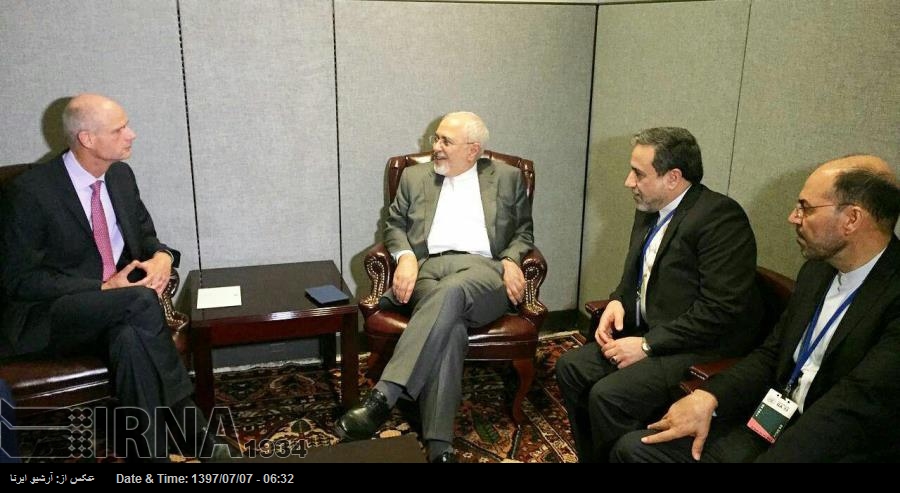 Zarif, Hollanda’nın KOEP’in uygulanmasındaki rolüne vurgu yaptı Zarif, Hollanda’nın KOEP’in uygulanmasındaki rolüne vurgu yaptı