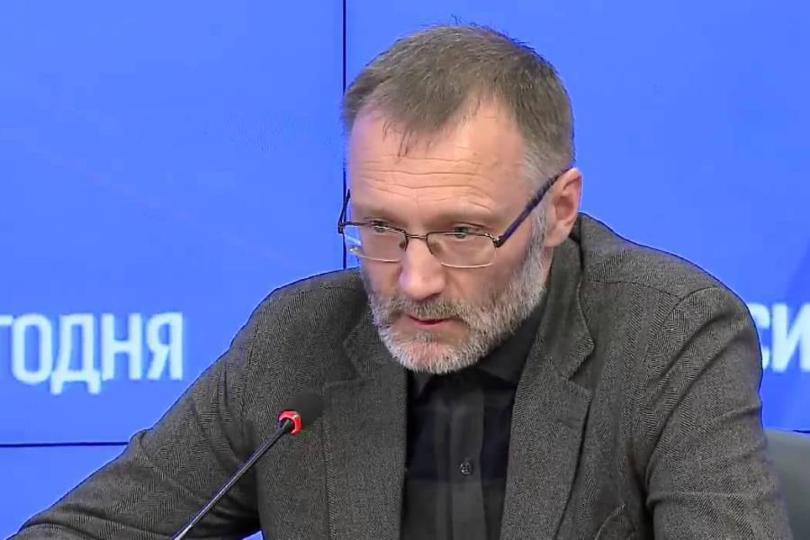 Russian analyst: Israel with atomic bomb has no right to file claim against Iran Russian analyst: Israel with atomic bomb has no right to file claim against Iran