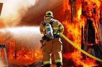 آتش نشانان آستارا 199 عمليات موفق اطفاي حريق انجام دادند