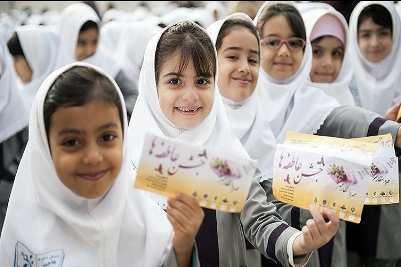 جشن عاطفه ها در مدارس سيستان و بلوچستان آغاز شد