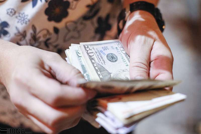 موفقیت اوراق مشاركت ارزی به تضمین بانك مركزی نیاز دارد موفقیت اوراق مشاركت ارزی به تضمین بانك مركزی نیاز دارد