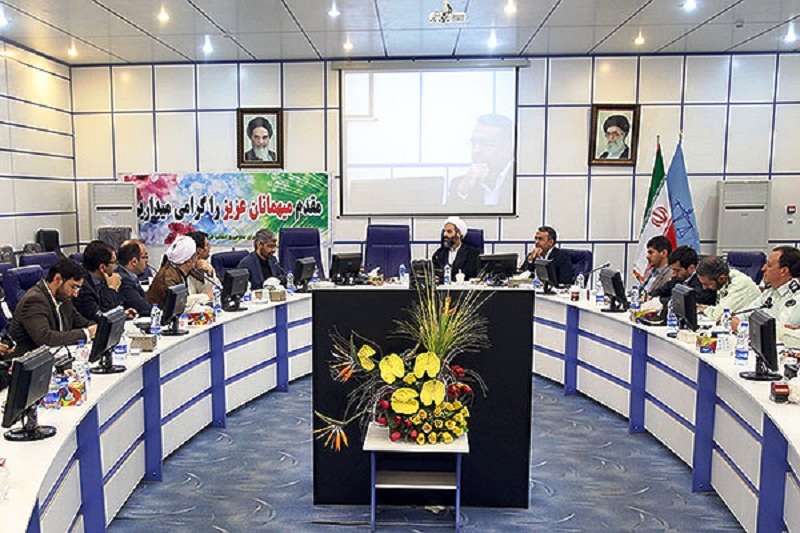 دستگاه قضايي با متعرضان به كاميون داران برخورد مي كند دستگاه قضايي با متعرضان به كاميون داران برخورد مي كند