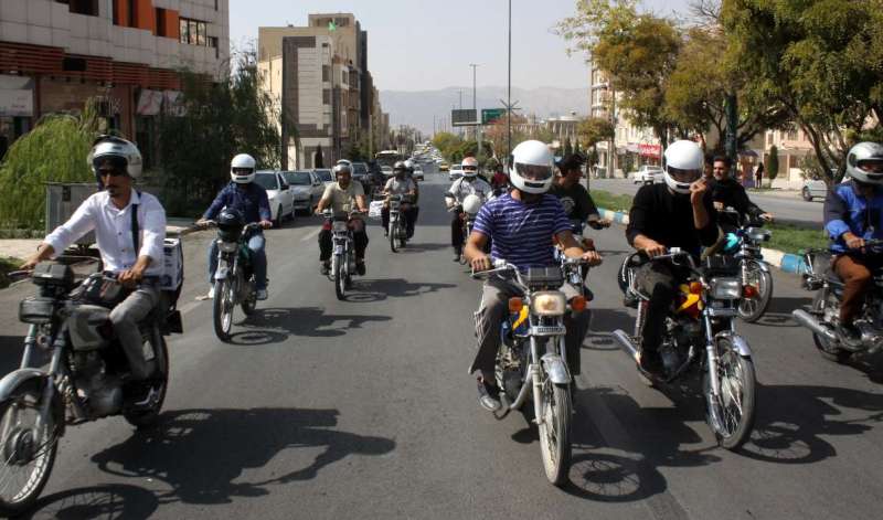 همایش موتورسواران قانونمند در همدان برگزار شد