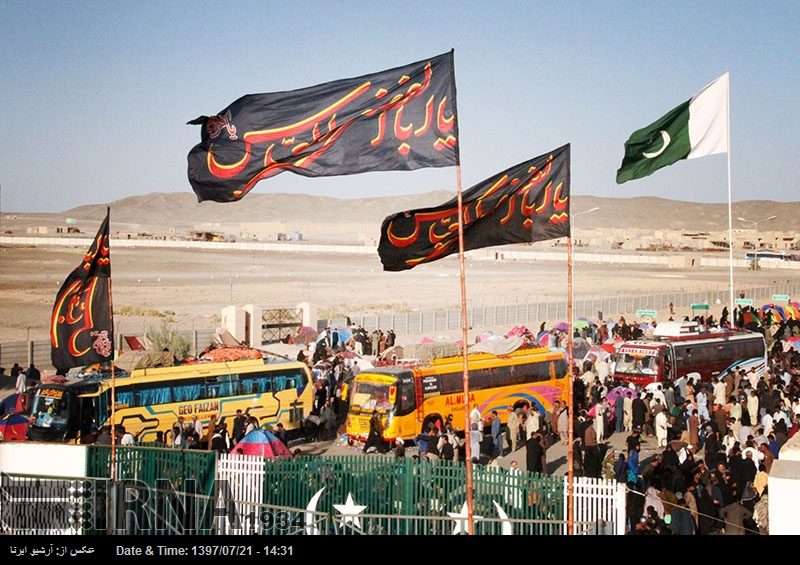 ایران، چہلم امام حسین (ع) کیلئے عراق جانے والے ہزاروں پاکستانی زائرین کی پذیرائی پر تیار ایران، چہلم امام حسین (ع) کیلئے عراق جانے والے ہزاروں پاکستانی زائرین کی پذیرائی پر تیار