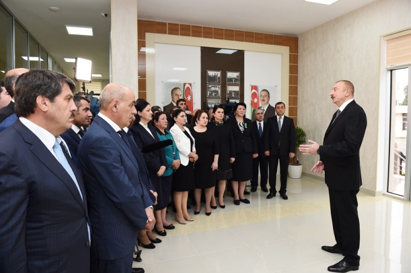 Azerbaijan highway to link Baku to Iran's border: President Azerbaijan highway to link Baku to Iran's border: President