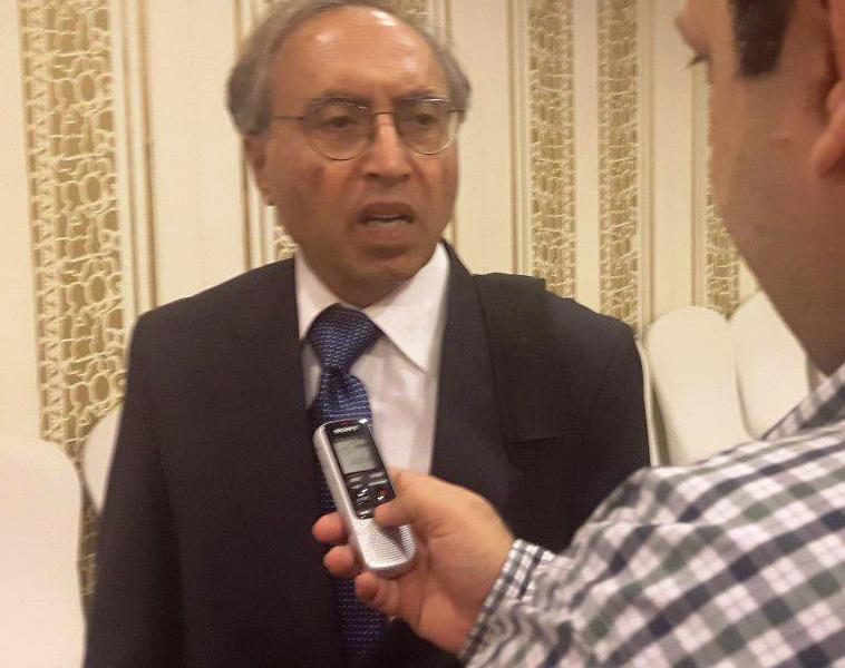 Pakistan must support Iran over sanctions: Pak analyst Pakistan must support Iran over sanctions: Pak analyst