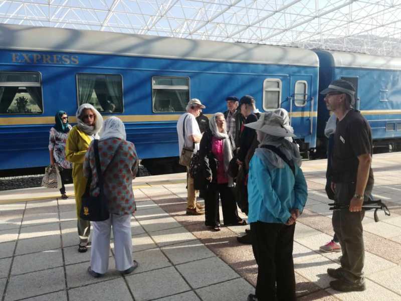 Luxury tourist train arrives in Fars Province