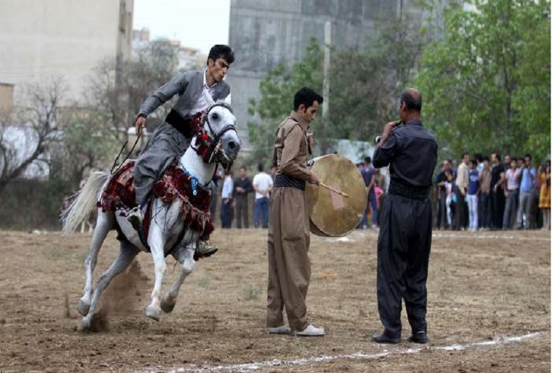 جشنواره بازي هاي بومي و محلي بوكان برگزار شد