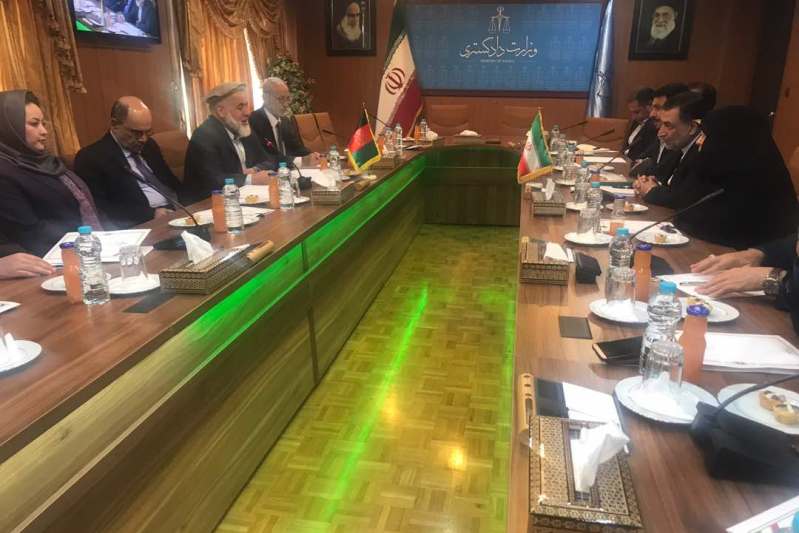 Minister: Iran, Afghanistan cooperating on prisoners swap Minister: Iran, Afghanistan cooperating on prisoners swap