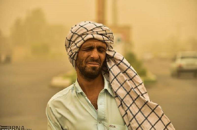 Sandstorm sends 120 to hospital in SE Iran Sandstorm sends 120 to hospital in SE Iran