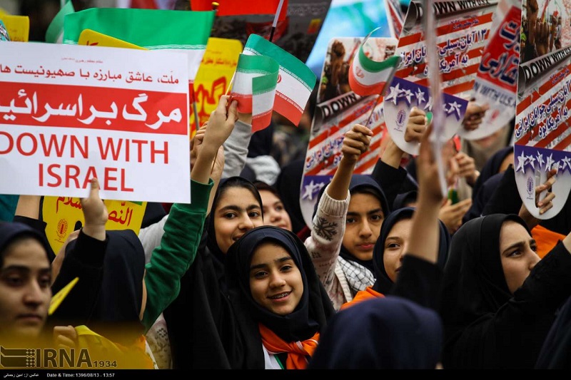 بهترین راه مقابله با دشمن، وحدت و تعامل داخلی است بهترین راه مقابله با دشمن، وحدت و تعامل داخلی است
