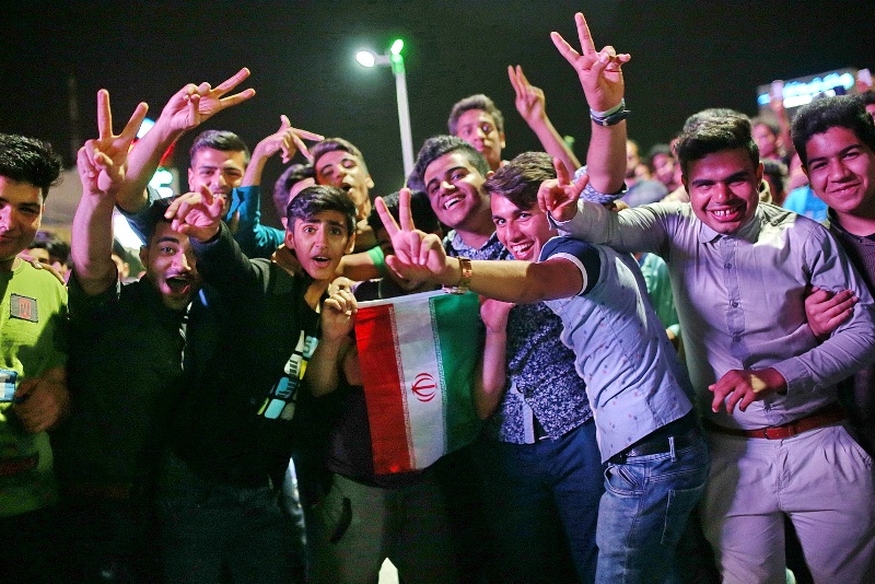 كم توجهی به نشاط، منشاء برخی از آسیب های اجتماعی است كم توجهی به نشاط، منشاء برخی از آسیب های اجتماعی است