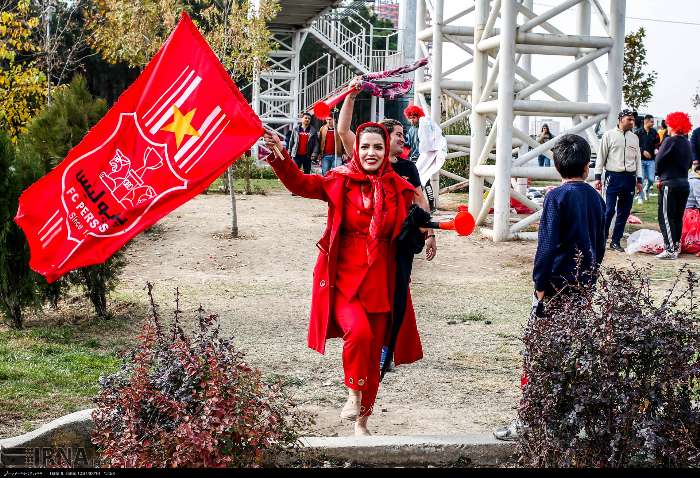 ورود بانوان به ورزشگاه‌ها دستاوردی ارزنده با اجرای دولت سیزدهم