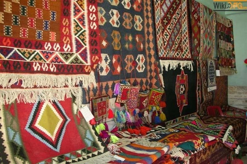 27 ميليارد ريال به هنرمندان صنايع دستي گچساران پرداخت شد 27 ميليارد ريال به هنرمندان صنايع دستي گچساران پرداخت شد