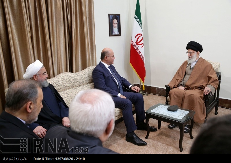 Ayetullah Hamenei: Kötü niyetlilerin komplolarına karşı çıkmanın yolu, Irak’ta milli birliğin korunmasıdır Ayetullah Hamenei: Kötü niyetlilerin komplolarına karşı çıkmanın yolu, Irak’ta milli birliğin korunmasıdır
