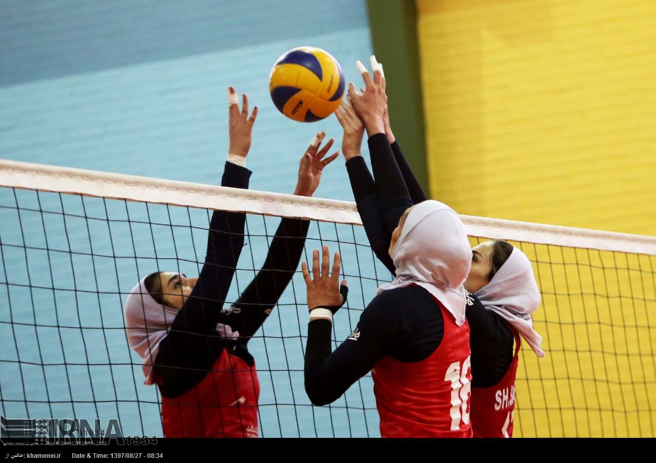 El voleibol femenino iraní asciende 79 posiciones en el ranking mundial El voleibol femenino iraní asciende 79 posiciones en el ranking mundial