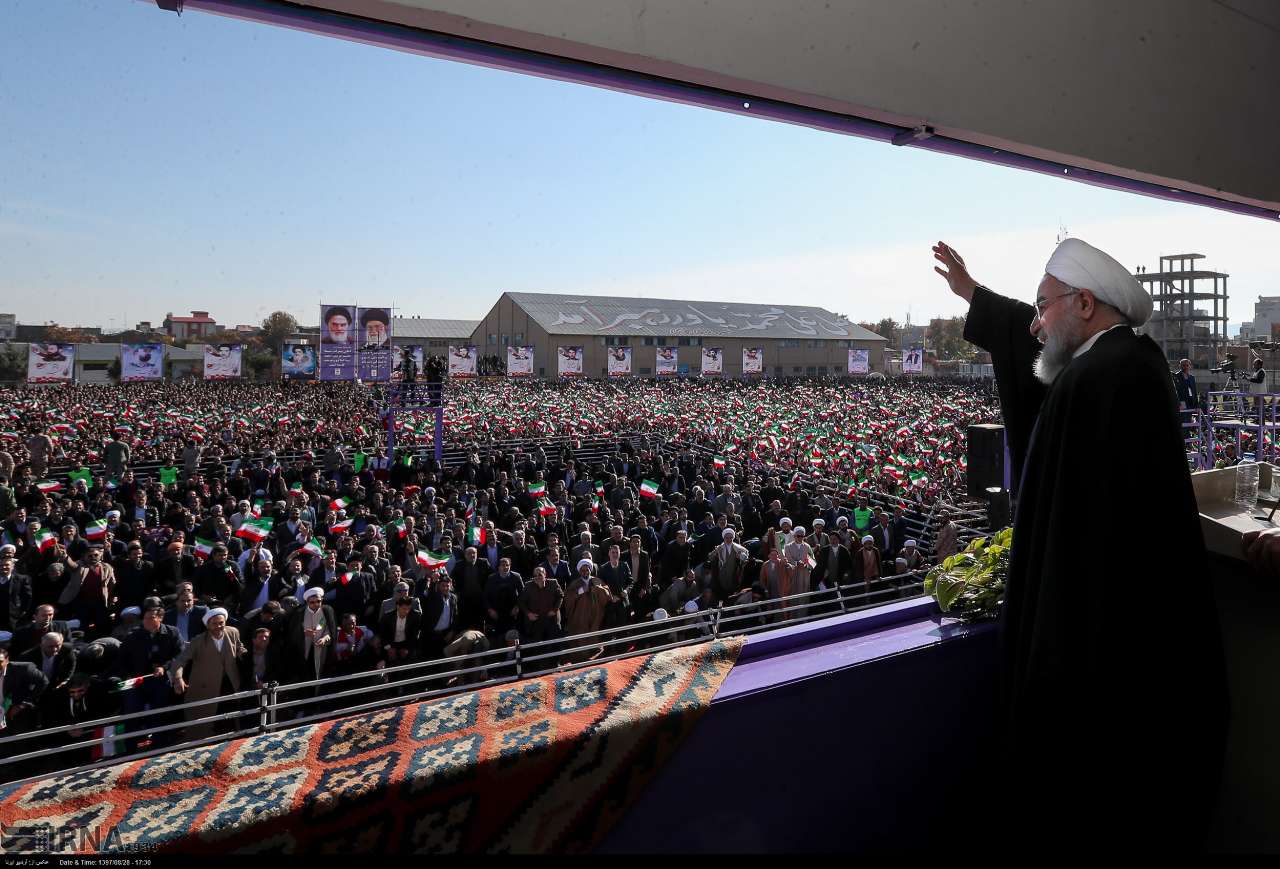 Hassan Rouhani hält eine Rede in der Stadt Khoy Hassan Rouhani hält eine Rede in der Stadt Khoy