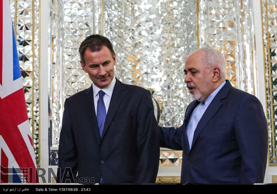 Zarif: Amerika’nın ambargosu, İran’ı müzakere masasına sürüklemez Zarif: Amerika’nın ambargosu, İran’ı müzakere masasına sürüklemez