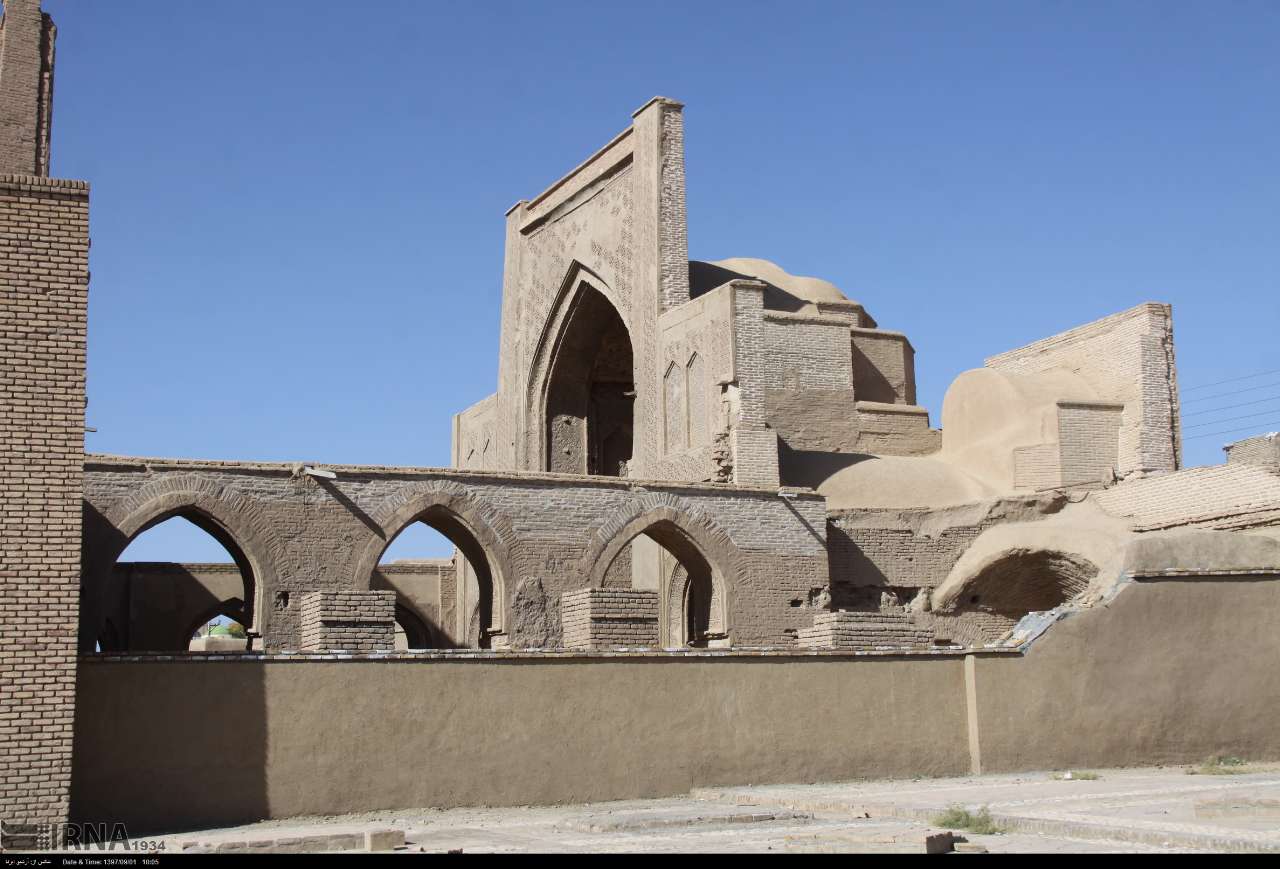 ایرنا - مسجد جامع فرومد اثری از دوره خوارزمشاهیان