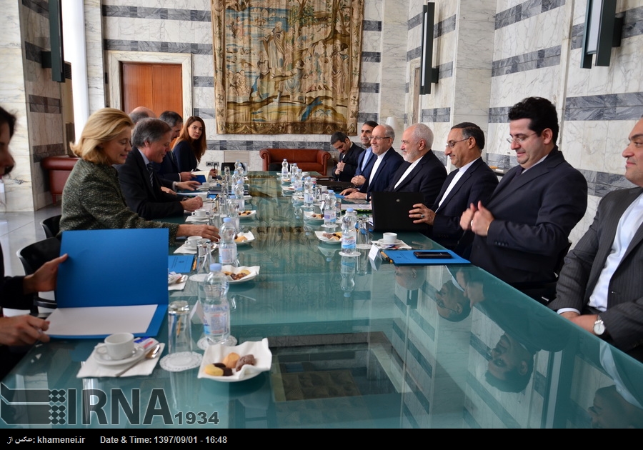 Zarif se reúne con el ministro de Exteriores italiano Zarif se reúne con el ministro de Exteriores italiano