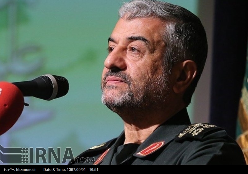 Irán derrotará a EEUU en su guerra económica, afirme el comandante del CGRI Irán derrotará a EEUU en su guerra económica, afirme el comandante del CGRI