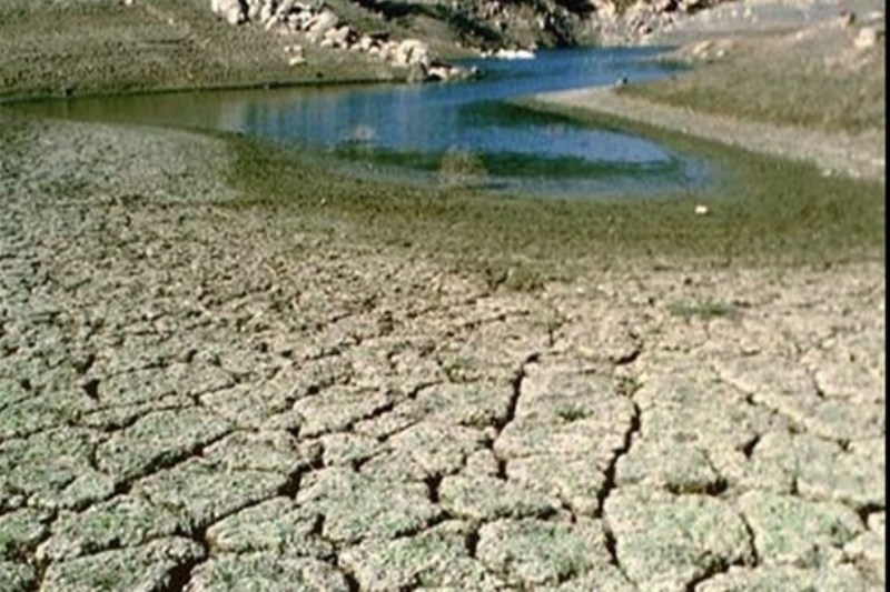 كشف سفره آب زیرزمینی در سیستان و بلوچستان یك دروغ بزرگ است