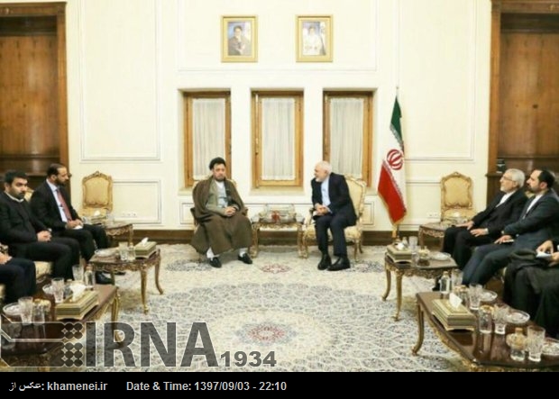 Zarif: El diálogo de paz en Afganistán debe contar con la participación del gobierno afgano Zarif: El diálogo de paz en Afganistán debe contar con la participación del gobierno afgano