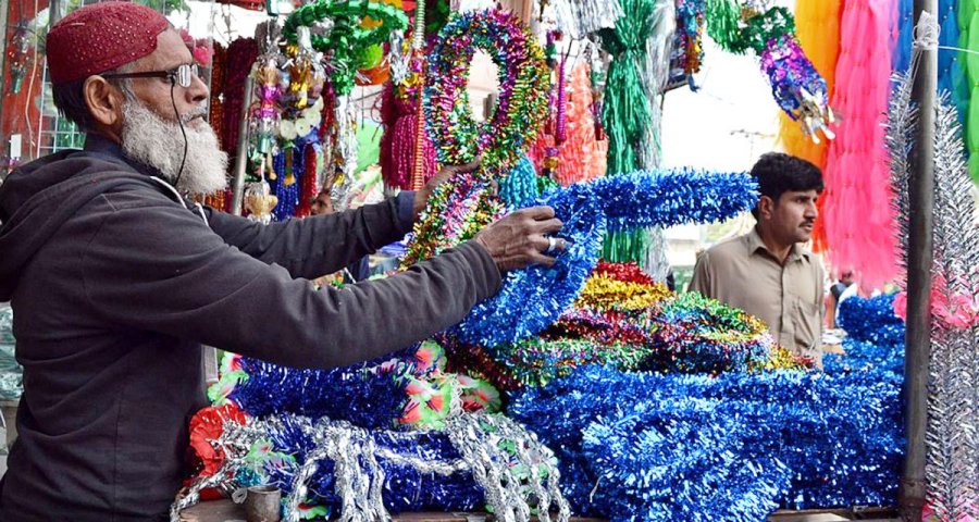 جشن و سرور شیعه و سنی در پاكستان همزمان با هفته وحدت