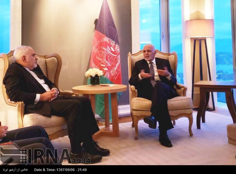 Zarif ve Eşref Gani, Cenevre’de görüştü Zarif ve Eşref Gani, Cenevre’de görüştü