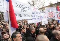 صرب هاي كوزوو تظاهرات ضد دولتي برگزار كردند