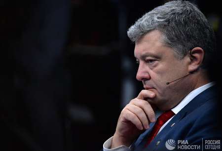 پروشنكو: اوكراین در آستانه جنگ تمام عیار با روسیه است