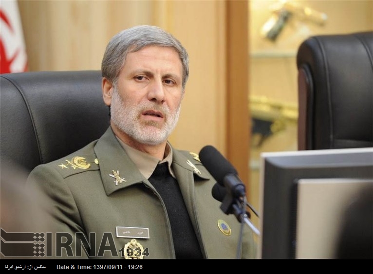 ایران کی دفاعی طاقت، دنیا کیلئے امن کا پیغام ہے: جنرل حاتمی ایران کی دفاعی طاقت، دنیا کیلئے امن کا پیغام ہے: جنرل حاتمی
