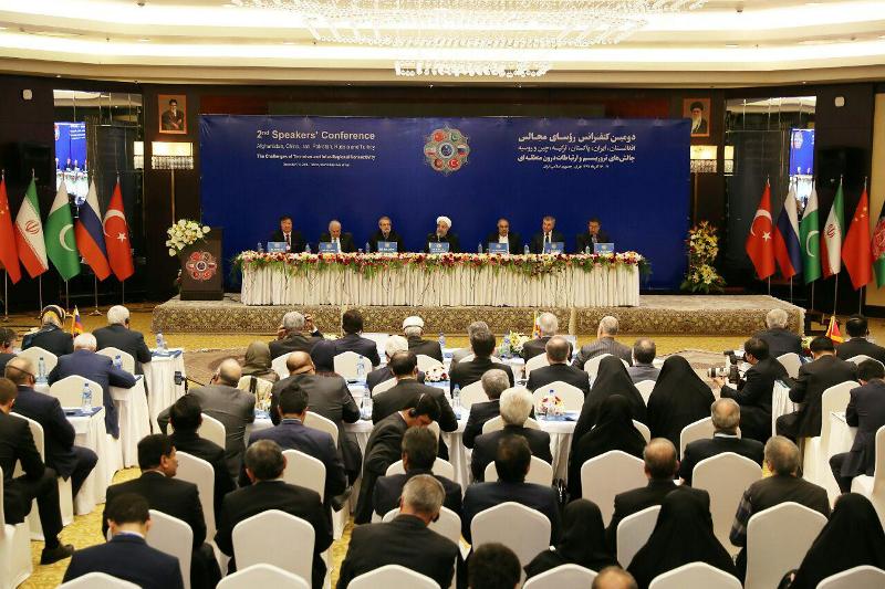 الهجمات الارهابیة لاتقلل من عزیمة الشعب الایرانی وحكومته الهجمات الارهابیة لاتقلل من عزیمة الشعب الایرانی وحكومته
