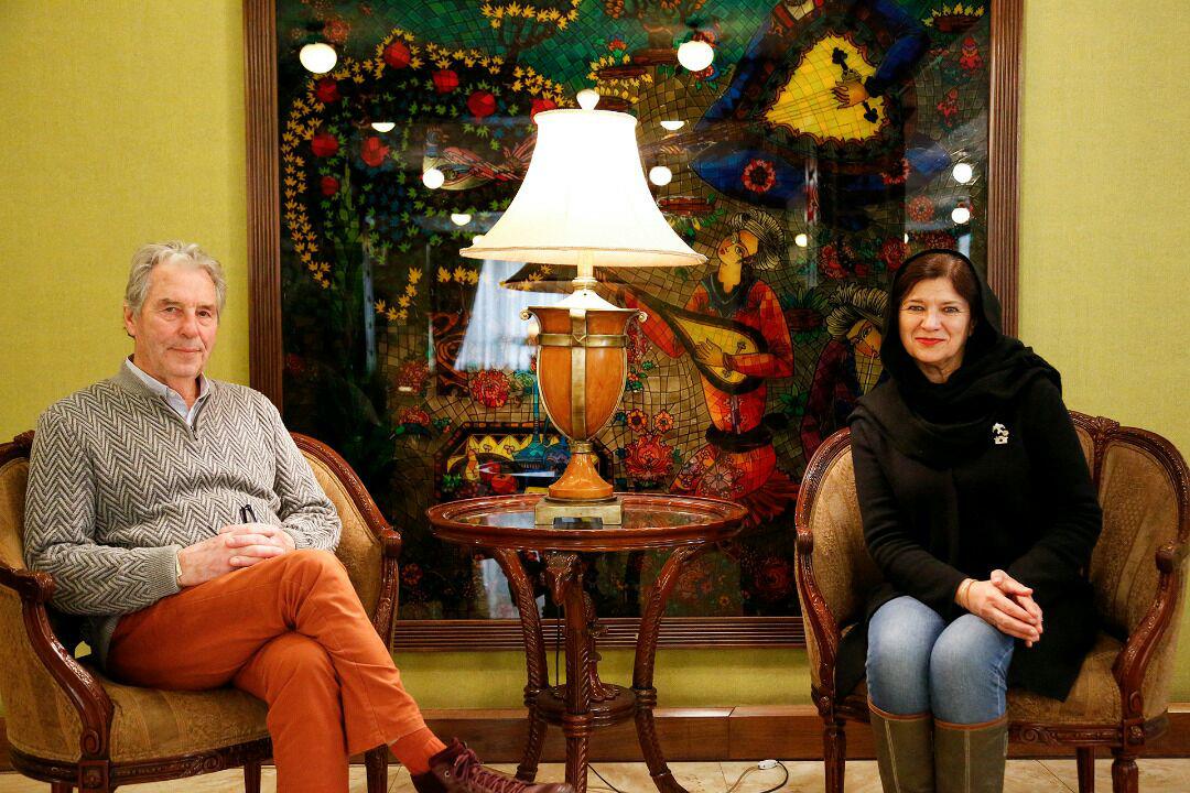 Un couple d'artiste français fasciné par l'Iran et son peuple Un couple d'artiste français fasciné par l'Iran et son peuple
