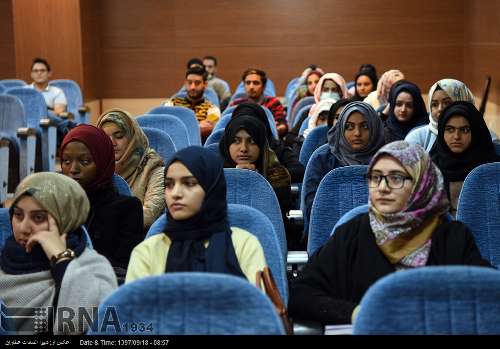 اعلام آمادگی دانشگاه تهران برای پذیرش دانشجویان دختر افغانستانی