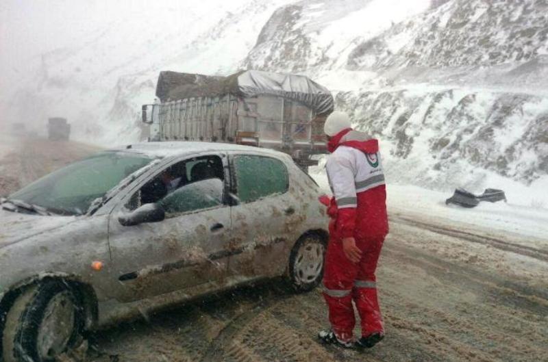 پایگاه های موقت در نقاط حادثه خیز جاده ها مستقر می شوند