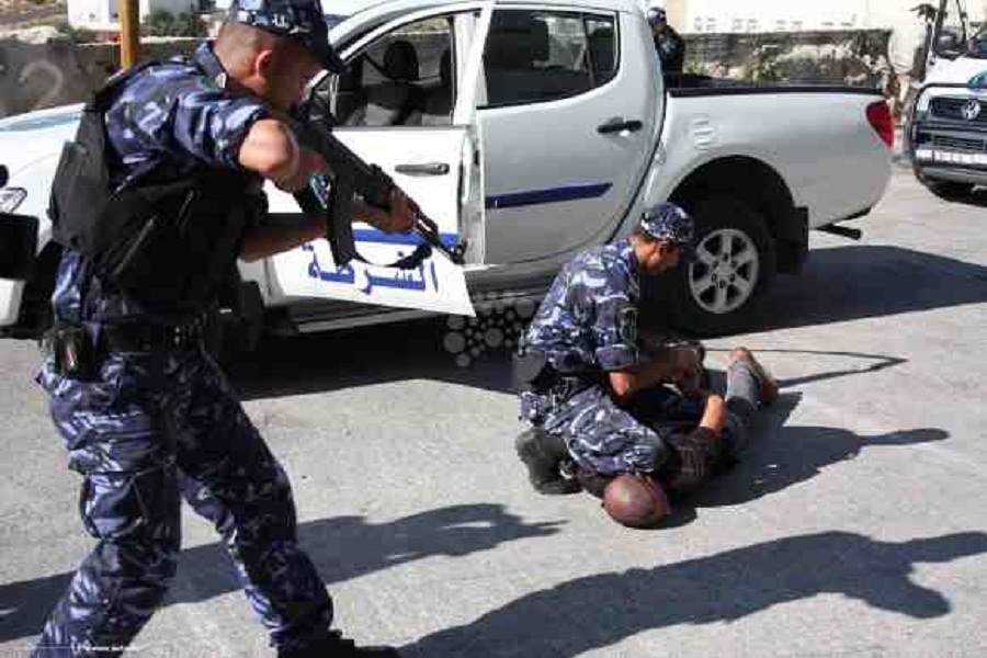 حماس حمله به تظاهركنندگان فلسطيني در كرانه باختري را محكوم كرد