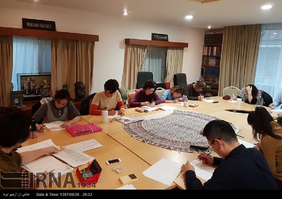جاپان میں فارسی زبان کی تعلیم کے دسویں کورس کا اختتام جاپان میں فارسی زبان کی تعلیم کے دسویں کورس کا اختتام