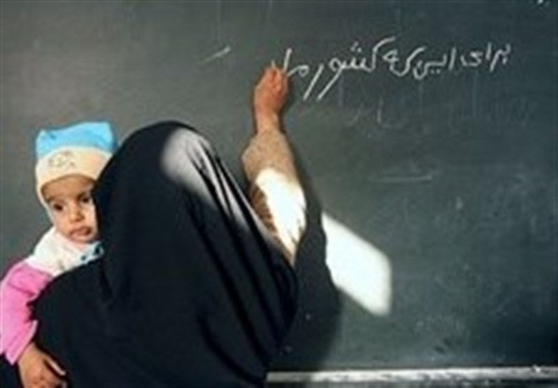 400 مدرسه با سه يا چهار دانش آموز در لرستان وجود دارد 400 مدرسه با سه يا چهار دانش آموز در لرستان وجود دارد