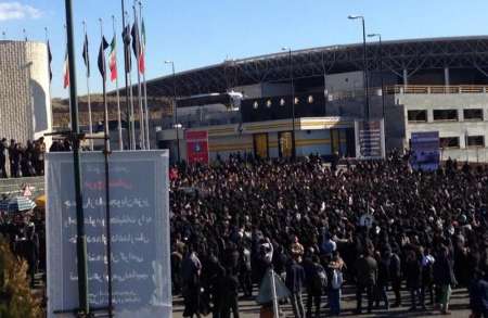 برخورد با مسئولان خاطی؛ مطالبه دانشجویان داغدار